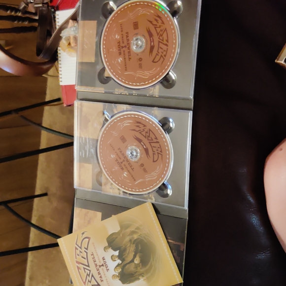 Eagles Farewell Tour live from Melbourne DVD set - Picture 5 of 8